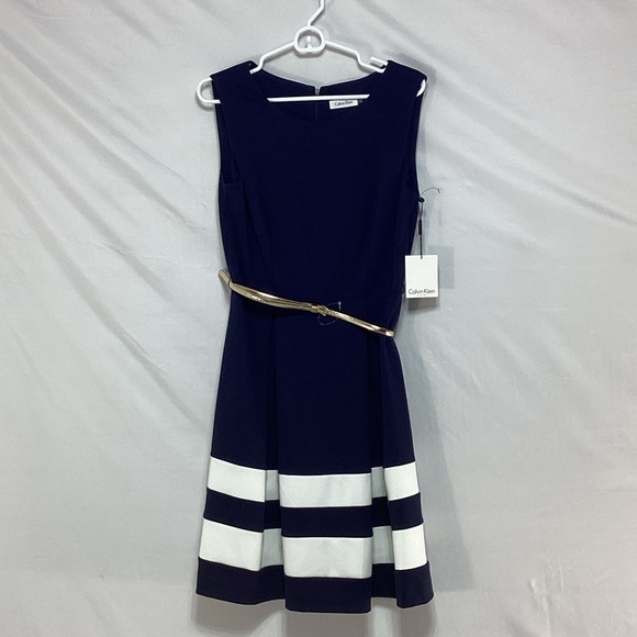 Calvin Klein Dresses & Skirts - NWT Calvin Klein Size 8 Navy and White Midi Dress